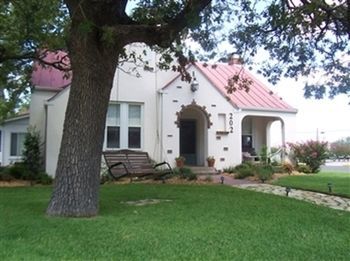 202 And Cottage Fredericksburg Exterior photo